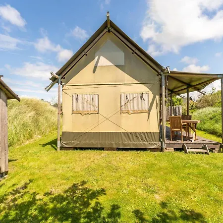 Unique Beach For 8 People Near Beach Sea And Village Luxury tent
