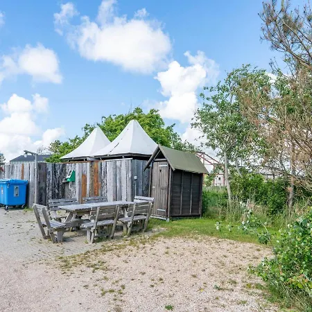 Luksustelt Unique Beach For 8 People Near Beach Sea And Village Callantsoog